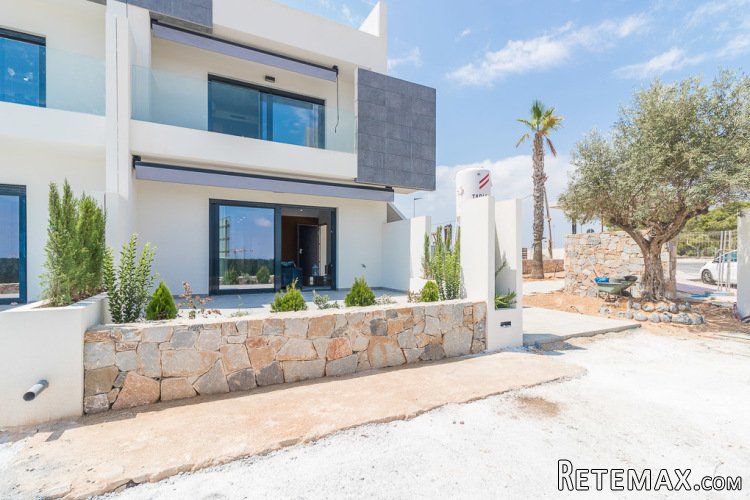 Los bungalows se ubican en un complejo residencial en..