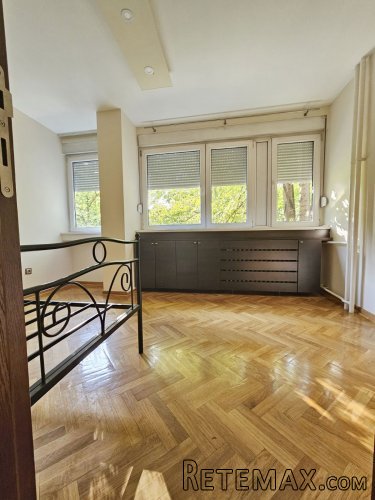 Prodajem 3.5 stan u Narodnih heroja,Blok 33,LUX - 12