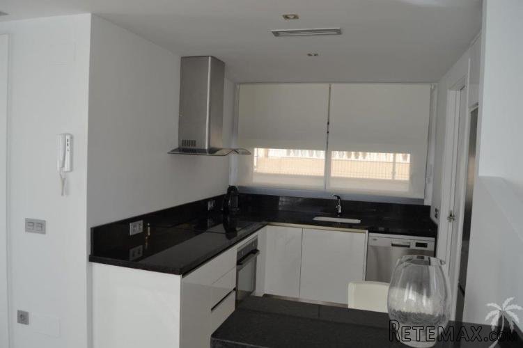 New, modern villa with 3 bedrooms, 3 bathrooms, a large.. - 3