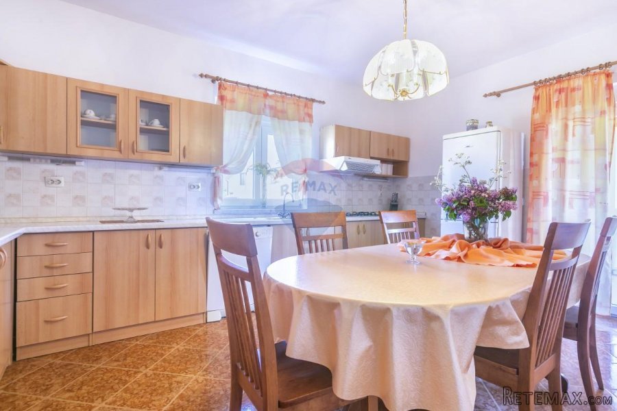 Istra, Ližnjan kuća s dva stana - 4