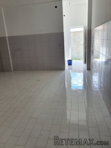 Prodajem ili izdajem poslovni prostor Smederevo-Vodanj - 14