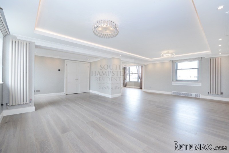 1003 Boydell Court