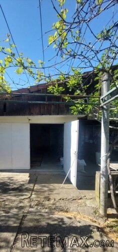 Kuća u mirnom delu naselja Trešnja - 15