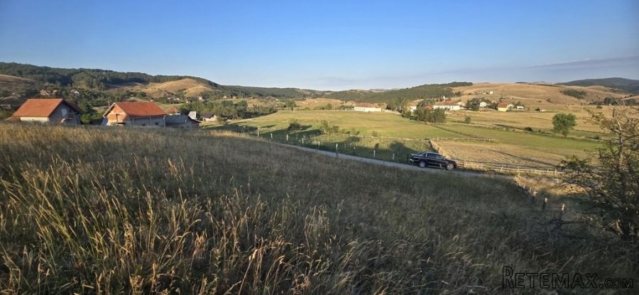 Na prodaju plac 40 ari sa starom Chalet kucom na Zlatiboru - 15