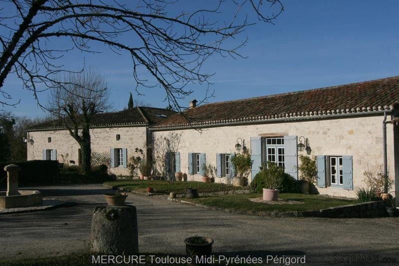 6 bedroom Character For Sale: 47340..