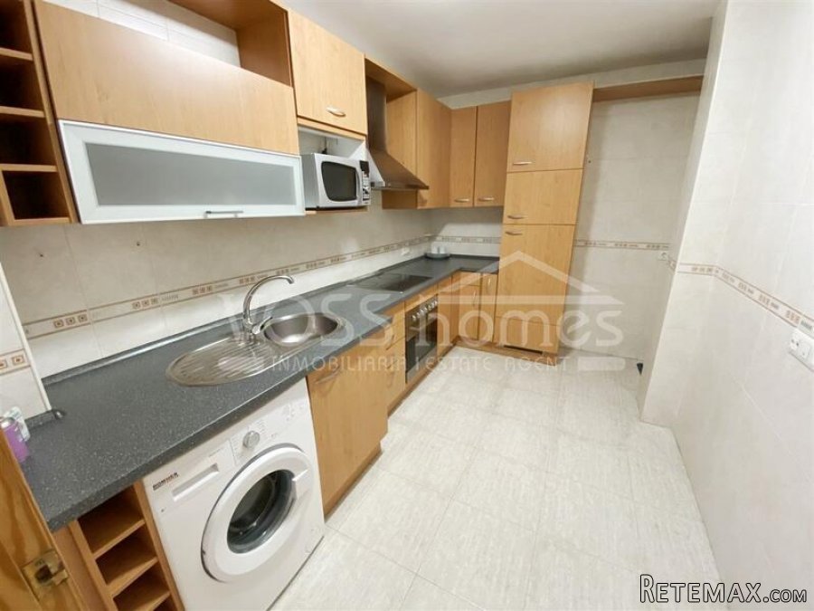 A spacious, well maintained, light & airy, modern, ready.. - 7