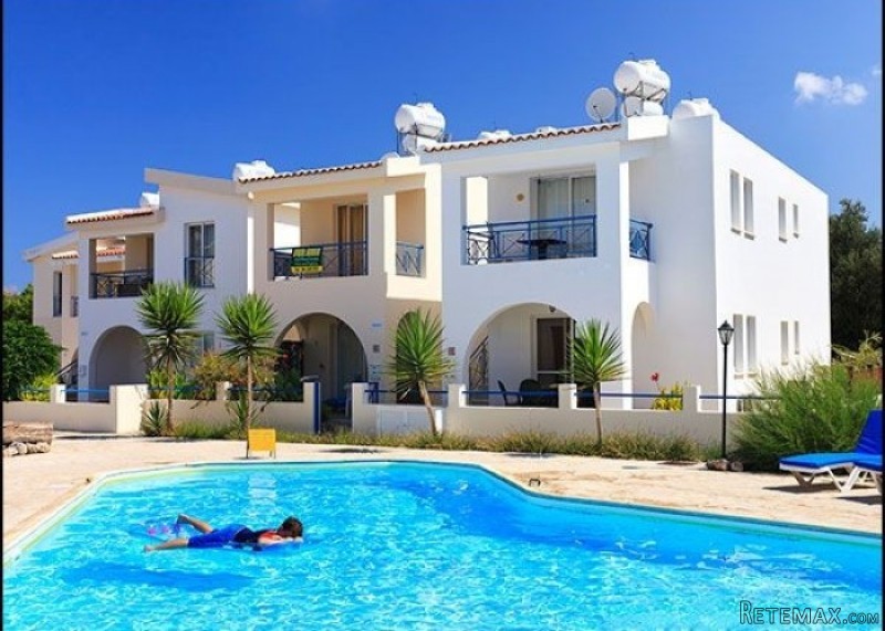 For Sale : First Floor Apartment -..