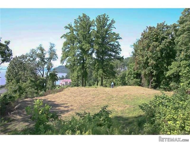 Land For Sale: 10 Anchor Drive Newburgh.. - 2