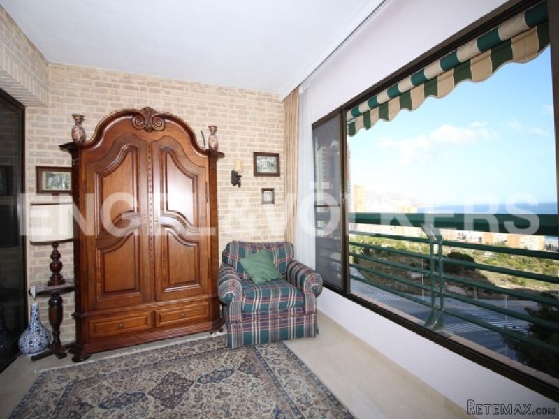 Spacious 4 Bedroom Apartment In The.. - 2