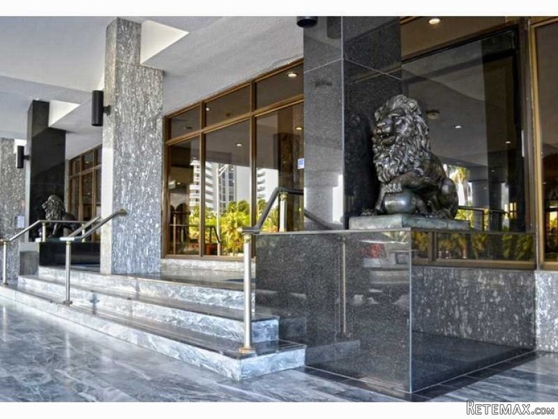 1 bedroom Flat For Sale: 5401 COLLINS.. - 2