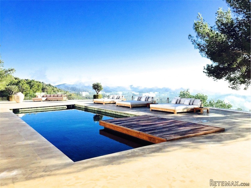 9 Bedrooms - Property - Ibiza - For Sale