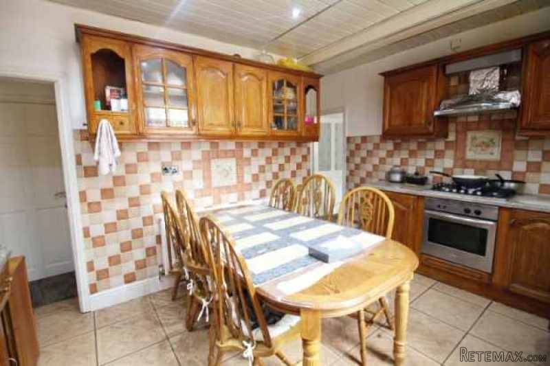 4 bedroom, Detached House house for sale
