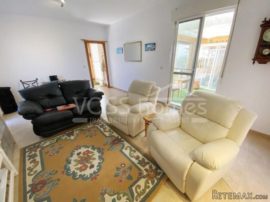 NEW TO VOSS HOMES - A spacious 2 bed, 2 bath villa with.. - 7
