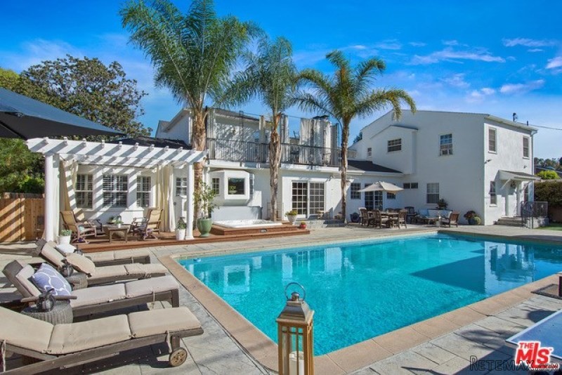 4647 Arcola Ave | Toluca Lake..