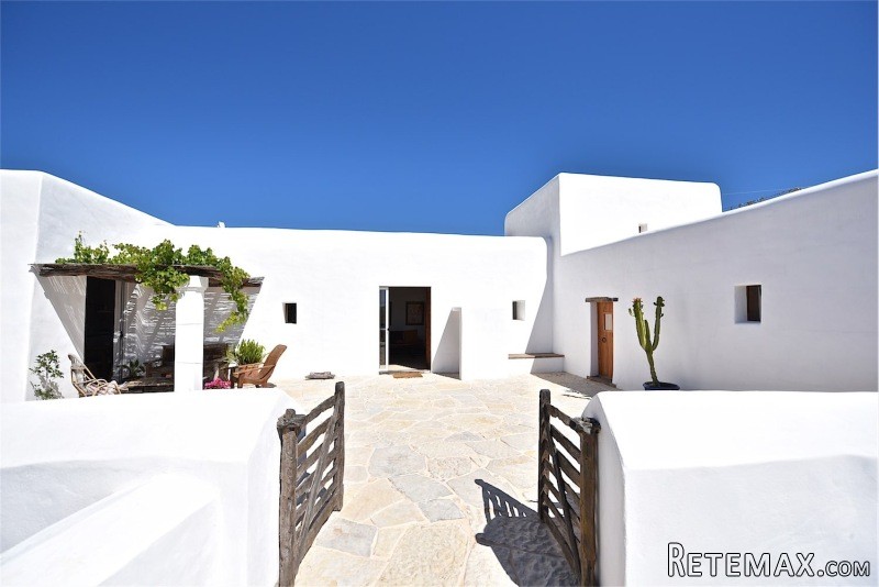 6 Bedrooms - Property - Ibiza - For Sale