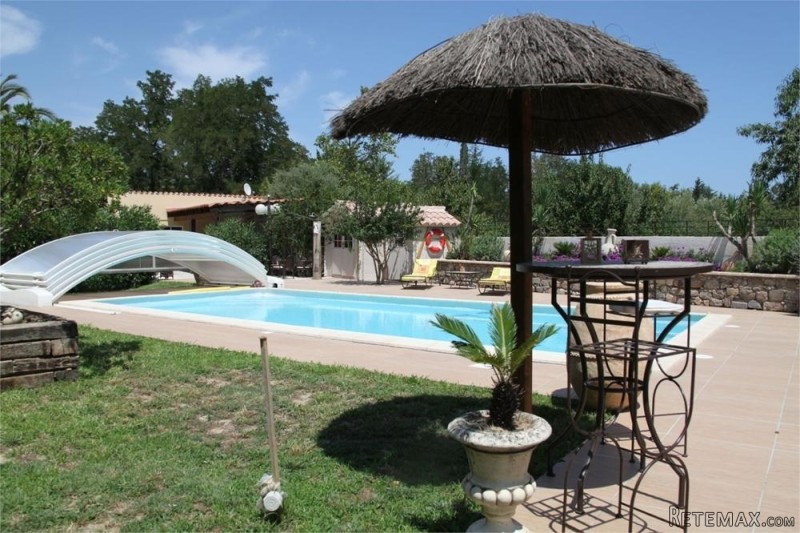 For Sale Superb Farmhouse With Studio..