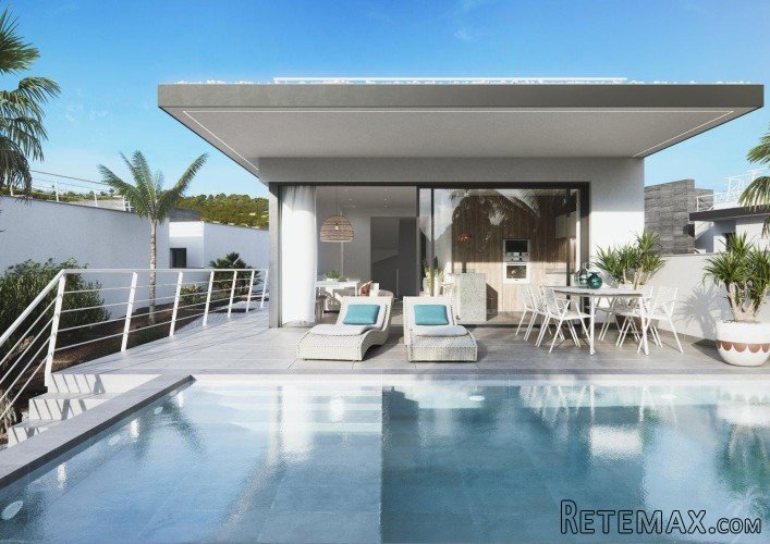 Beautiful new build villas near San Miguel de Salinas...