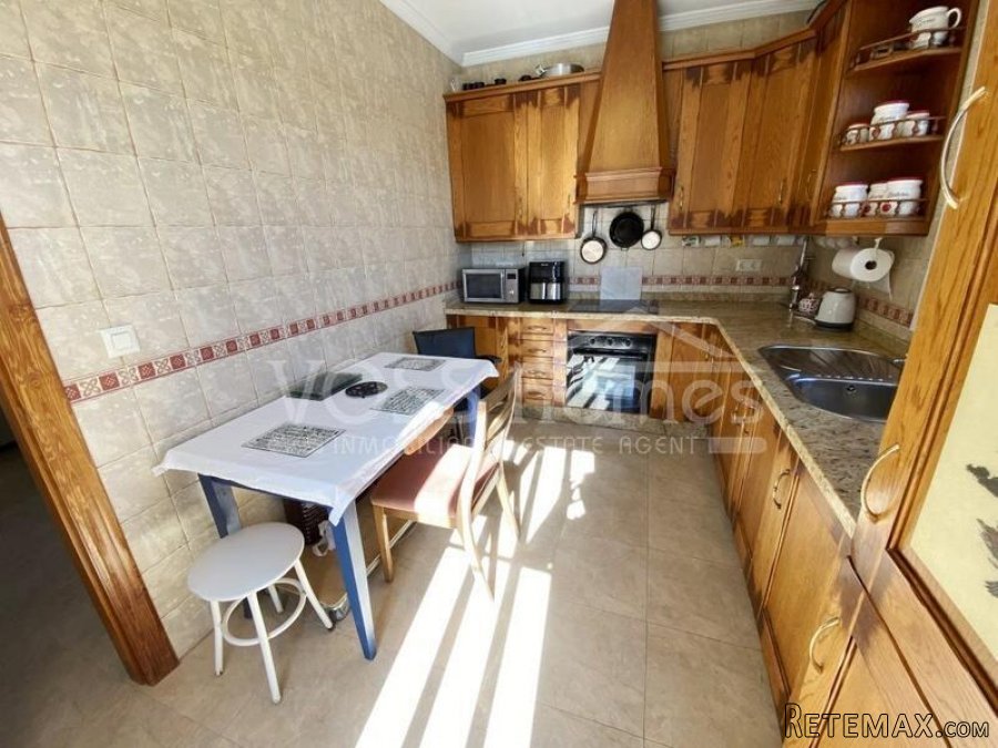 NEW TO VOSS HOMES - A spacious 2 bed, 2 bath villa with.. - 10
