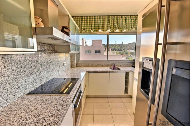 Antibes Beachfront 4/5 Bedroom Apt. Top.. - 2