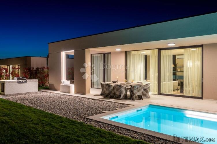Ekskluzivna smart home vila, kompletno opremljena, s otvoren - 2