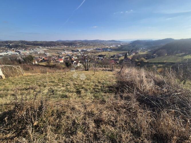Maleni vinograd 596m² na brijegu iznad Krapine - 2
