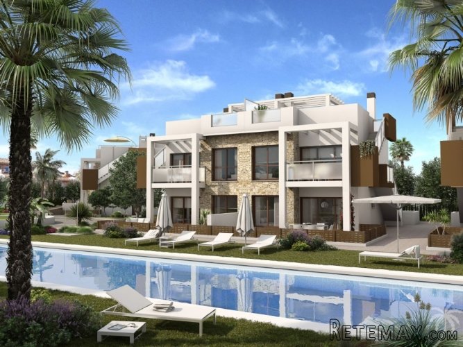 New project on a unique, quiet location near the Laguna..
