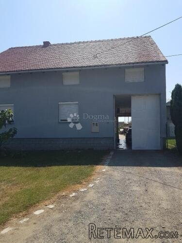 Velika obiteljska kuća u Sarvašu – idealno za veliku obitelj - 2