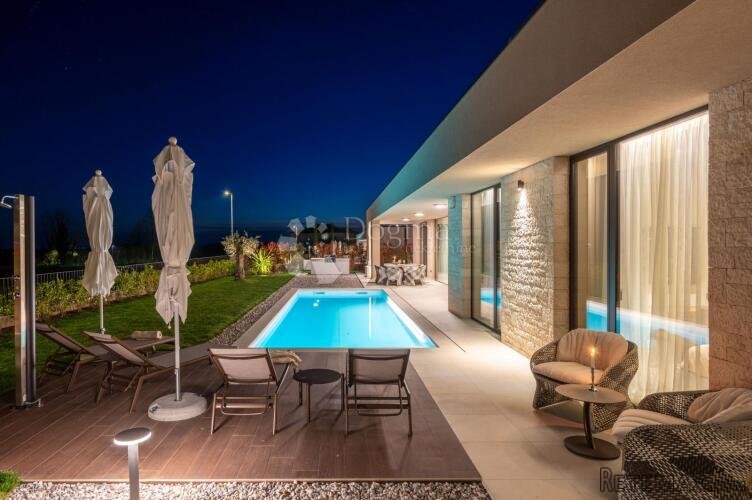 Ekskluzivna smart home vila, kompletno opremljena, s otvoren - 3
