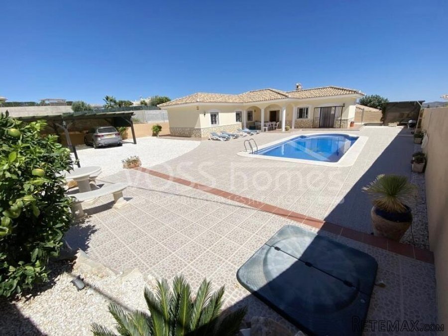 NEW & EXCLUSIVE LISTING TO VOSS HOMES - An impressively.. - 3