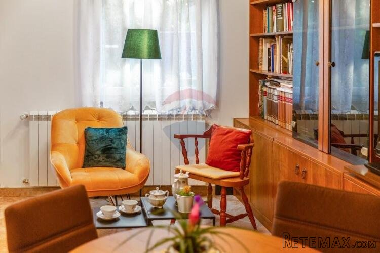 Klana - apartman 2 sobe, 2 kuhinje, 2 dnevna boravka - 100m2 - 4