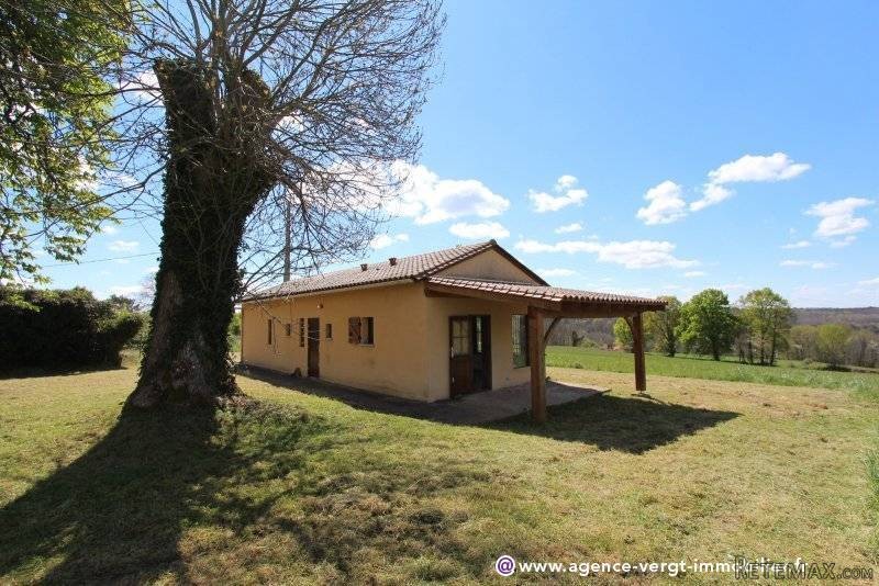 Ref 29087 : Grange Sur 12 Ha De Terrain - 2