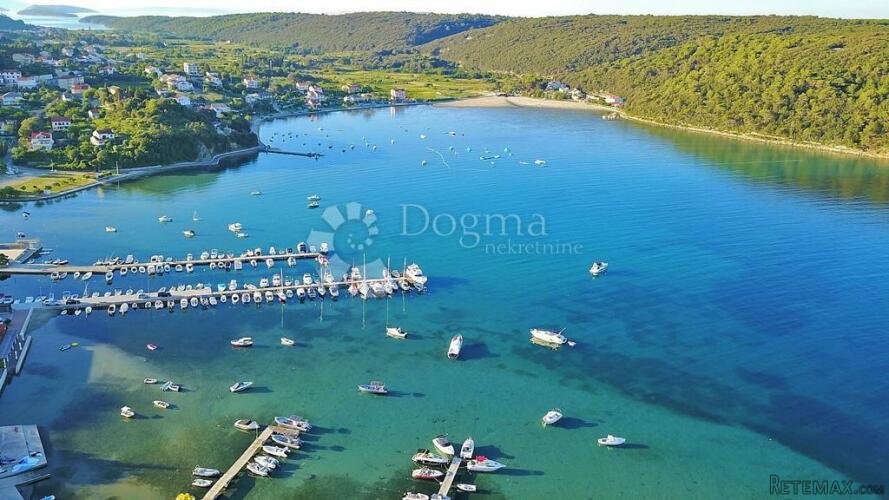 Izuzetno atraktivno zemljište, Kampor, otok Rab