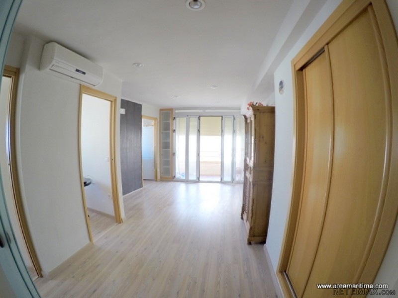 For sale apartment in El Perellonet..