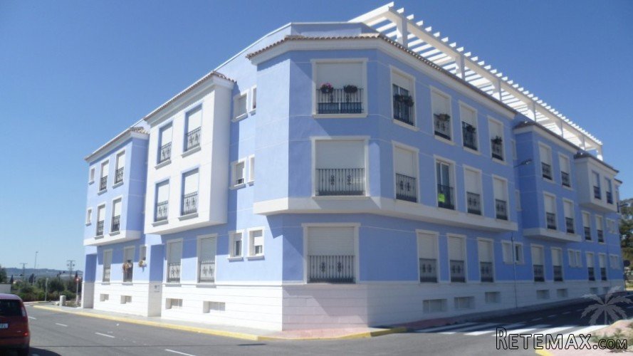 This great project is located on the edge of Los Montesinos..