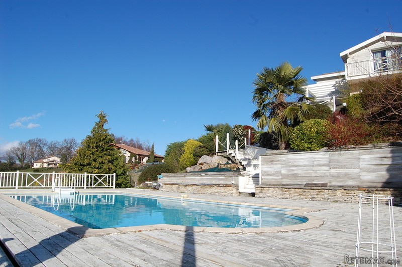 Well Renovated Villa With Swimming.. - 2