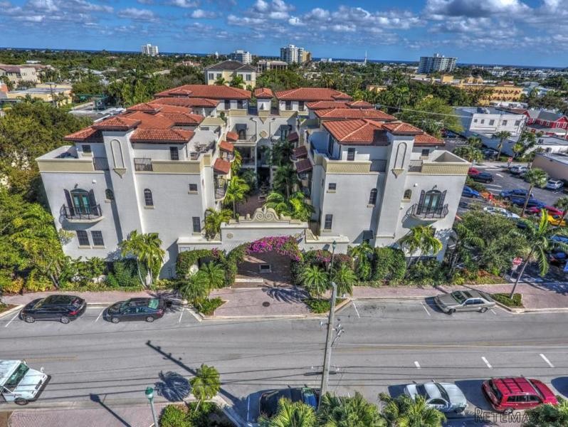 65 Ne 4th Av #j, Delray Beach, FL -..