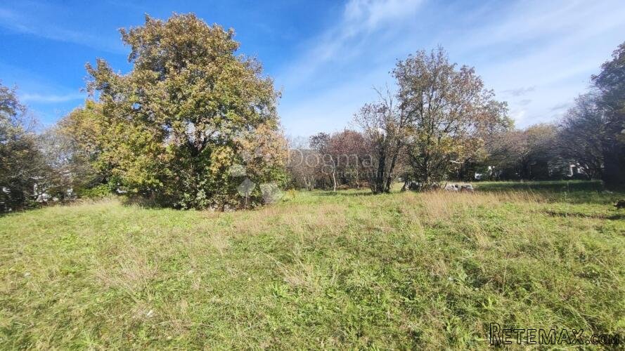 Veliko građevinsko zemljište Dražice - 2