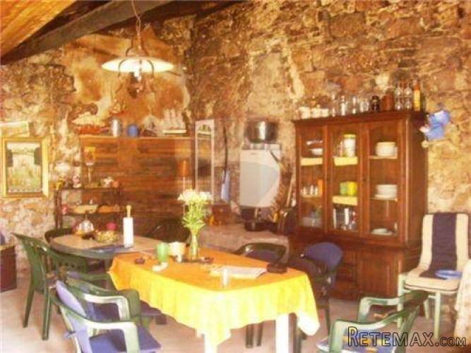ISTRA,PULA-STARA ISTARSKA KUĆA SA VELIKOM OKUĆNI - 4