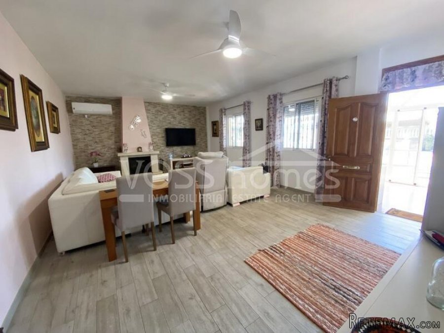NEW & EXCLUSIVE TO VOSS HOMES - A beautifully presented.. - 9