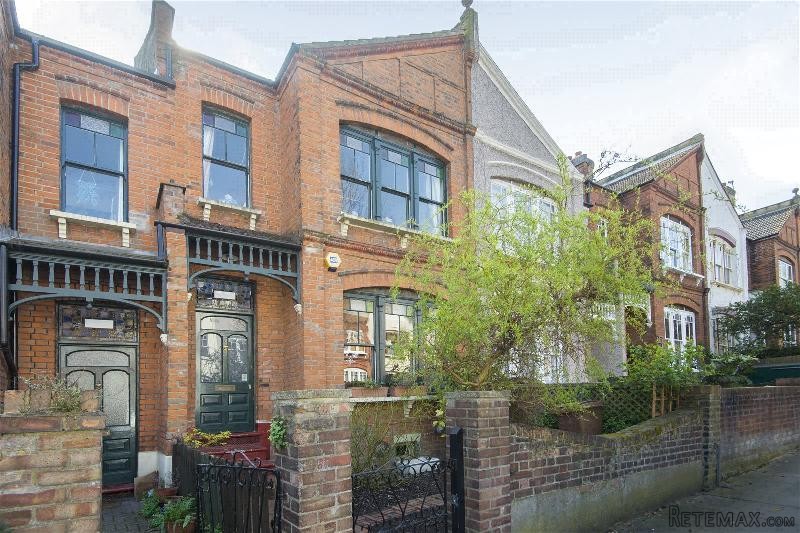4 Bedroom House, Freehold