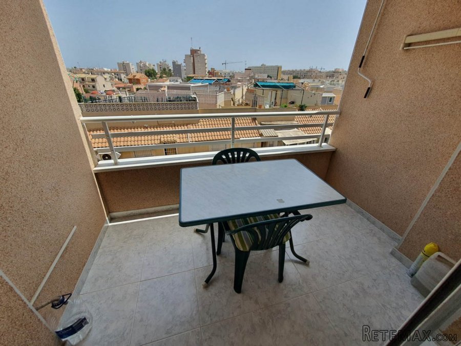 Bonito apartamento de 2 dormitorios y 1 baño, ascensor..
