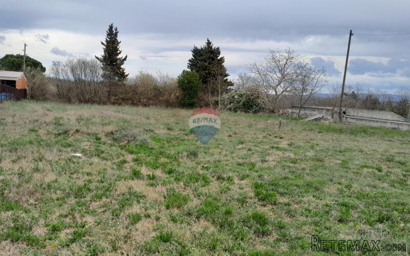 Istra,Filipana,građevinska parcela sa infrastrukturom