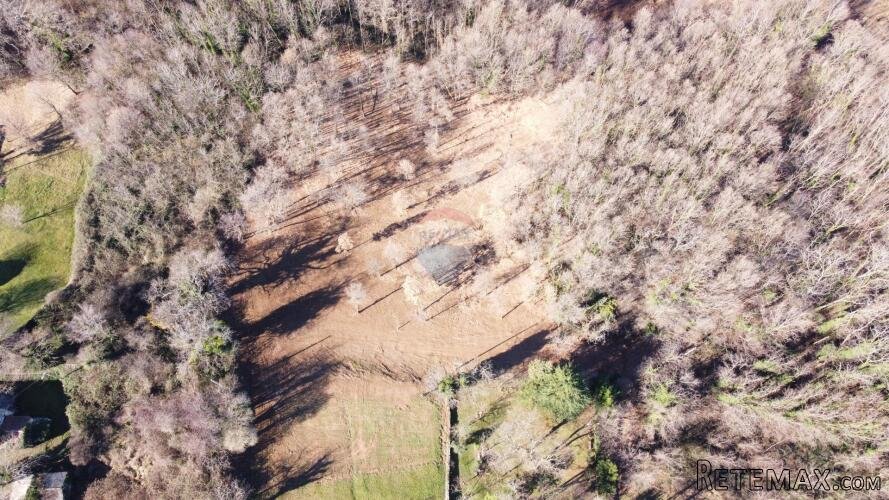 ISTRA, LABIN - Građevinsko zemljište 5700 m2 na osami - 3