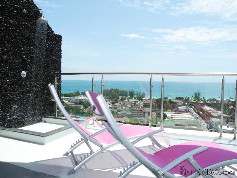Sunset Plaza - Superb 4-Bedroom Sea..