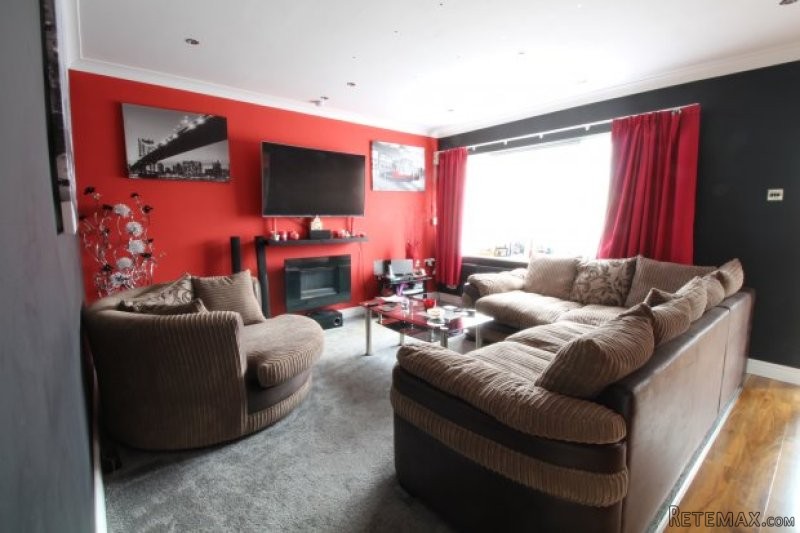 4 bedroom, Detached House house for sale - 2