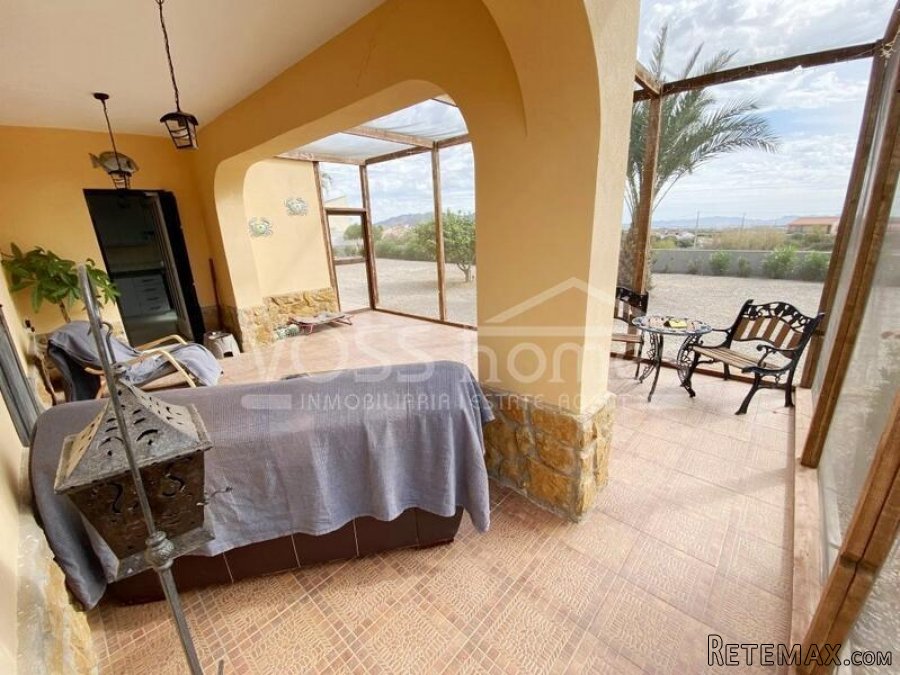NEW & EXCLUSIVE LISTING WITH VOSS HOMES - A deceptively.. - 6