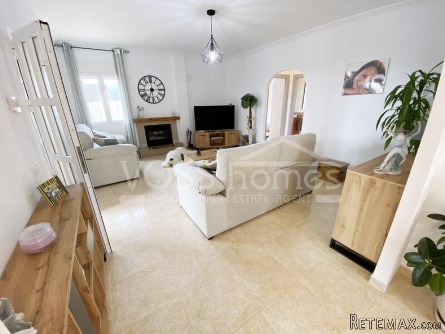 NEW & EXCLUSIVE LISTING WITH VOSS HOMES - A deceptively.. - 7