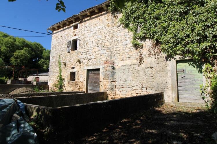 Istra, okolica Marčane, starina za adaptaciju - 2