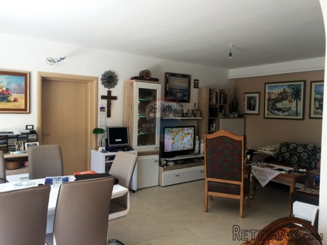 Pula, Fažana: Lijepa kuća sa dva dva apartmana, 450 m od... - 3