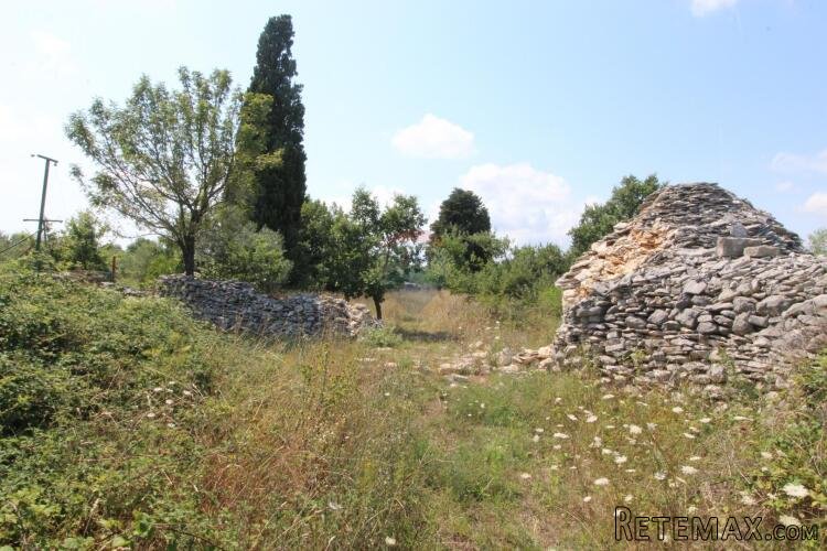 Istra,Vodnjan okolica,građevinsko-poljoprivredna parcela